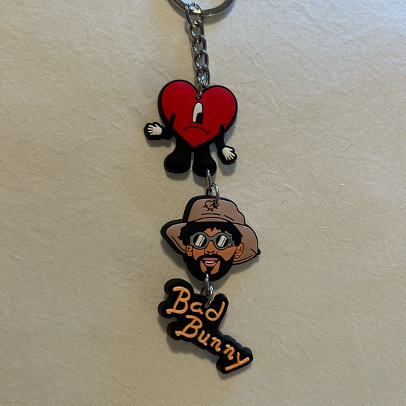 BAD BUNNY Keychain • 3 Charms • - Picture 3 of 4